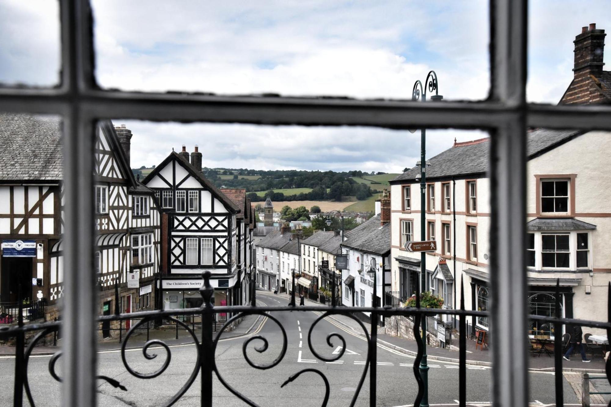 The Castle Hotel Wetherspoon Ruthin Zewnętrze zdjęcie