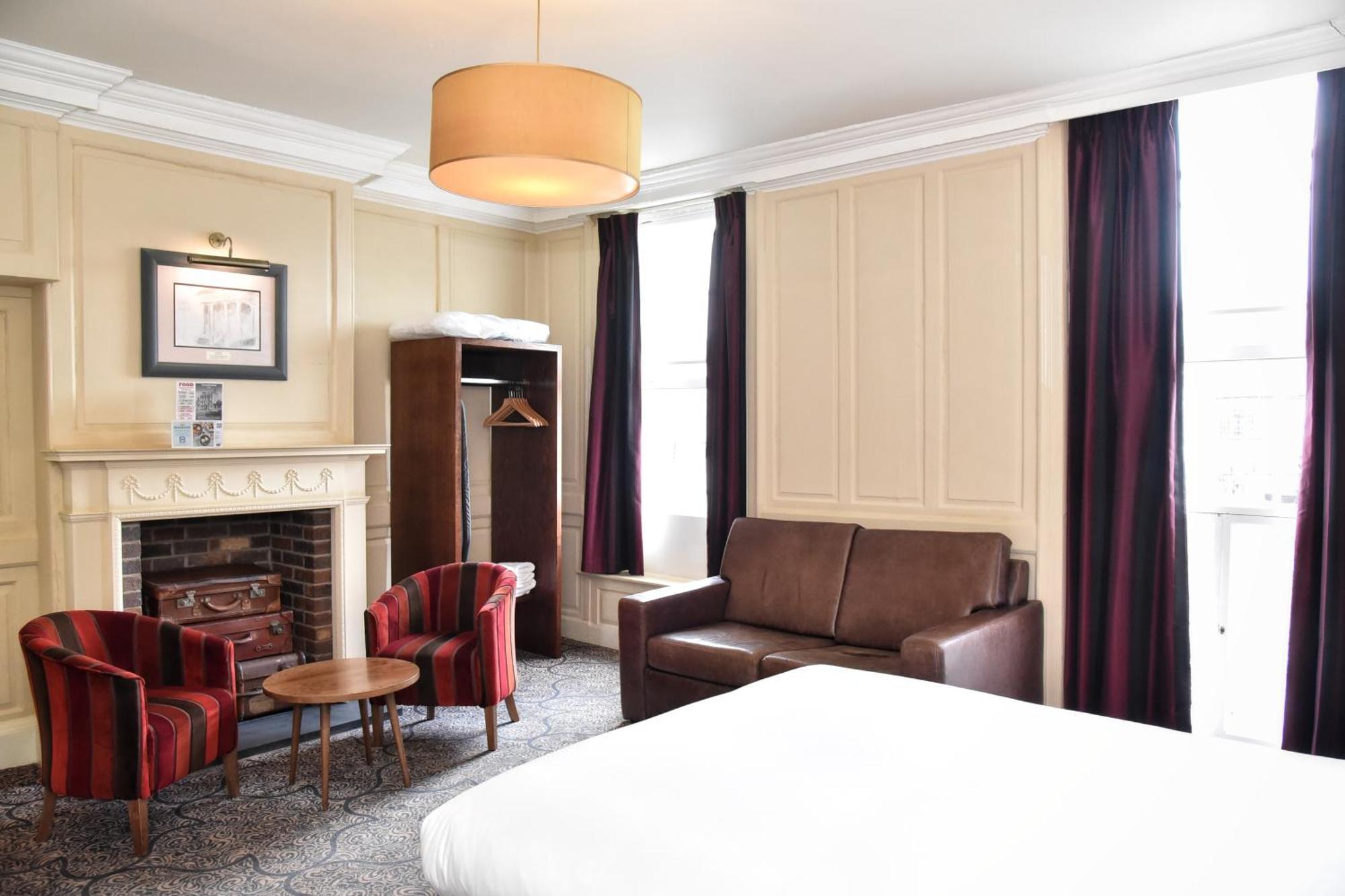 The Castle Hotel Wetherspoon Ruthin Zewnętrze zdjęcie