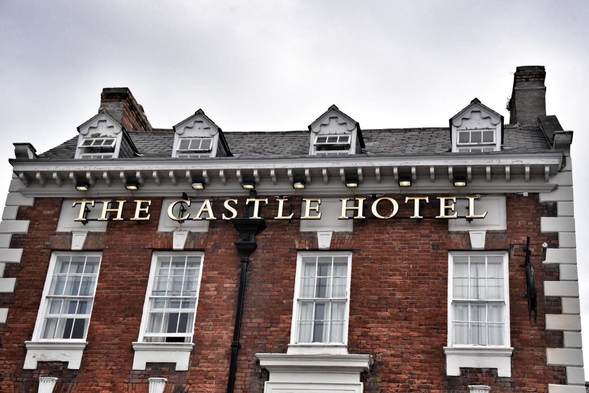 The Castle Hotel Wetherspoon Ruthin Zewnętrze zdjęcie