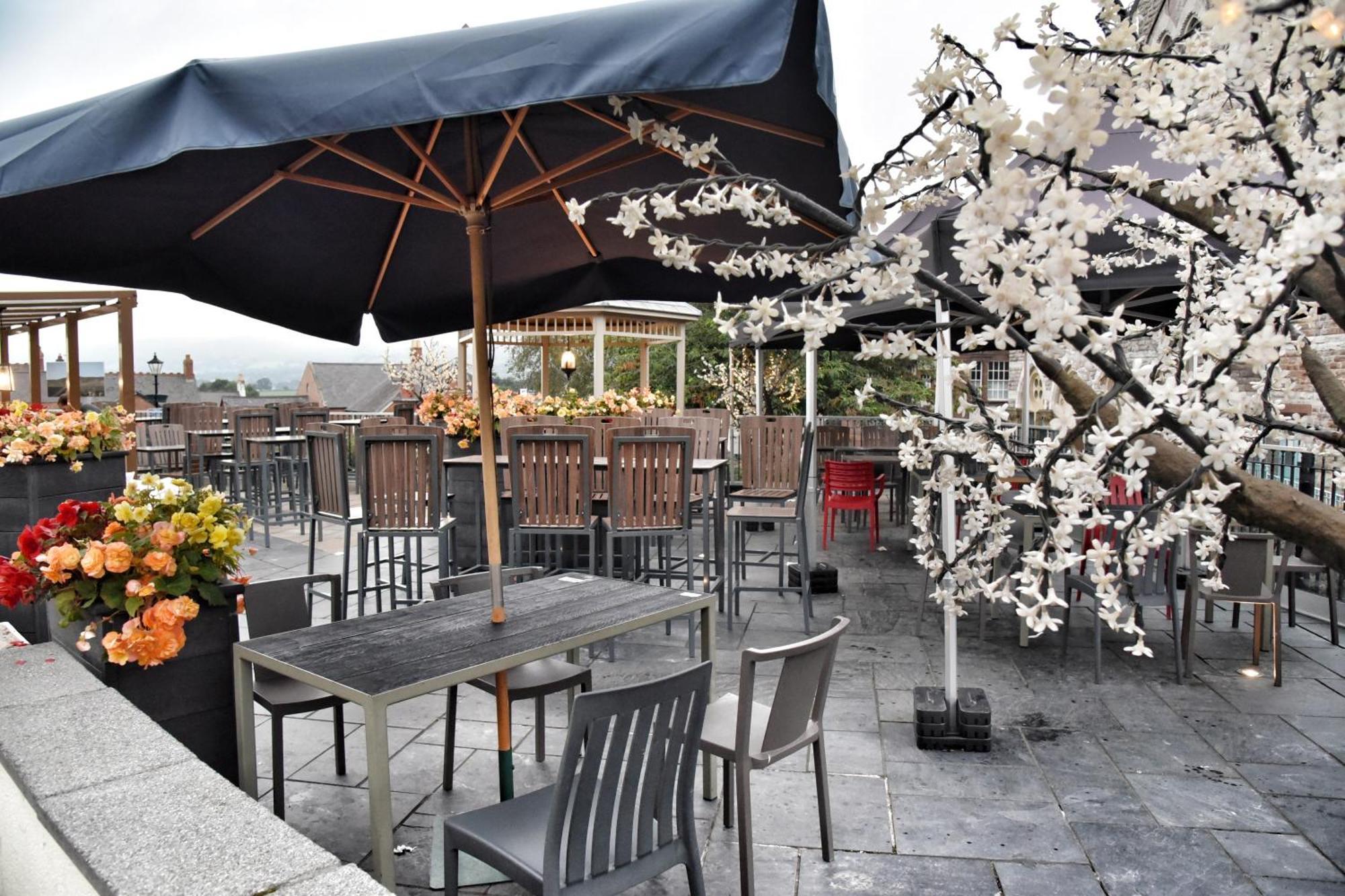 The Castle Hotel Wetherspoon Ruthin Zewnętrze zdjęcie