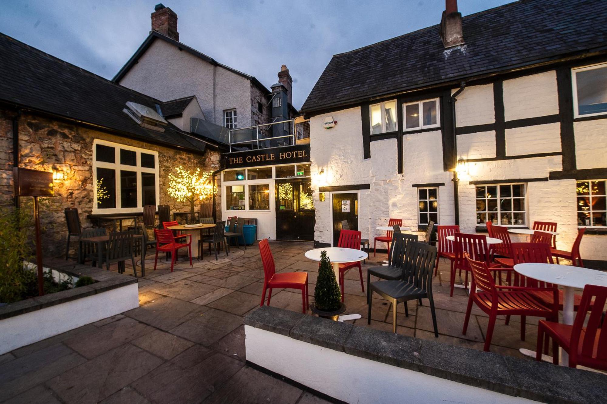 The Castle Hotel Wetherspoon Ruthin Zewnętrze zdjęcie