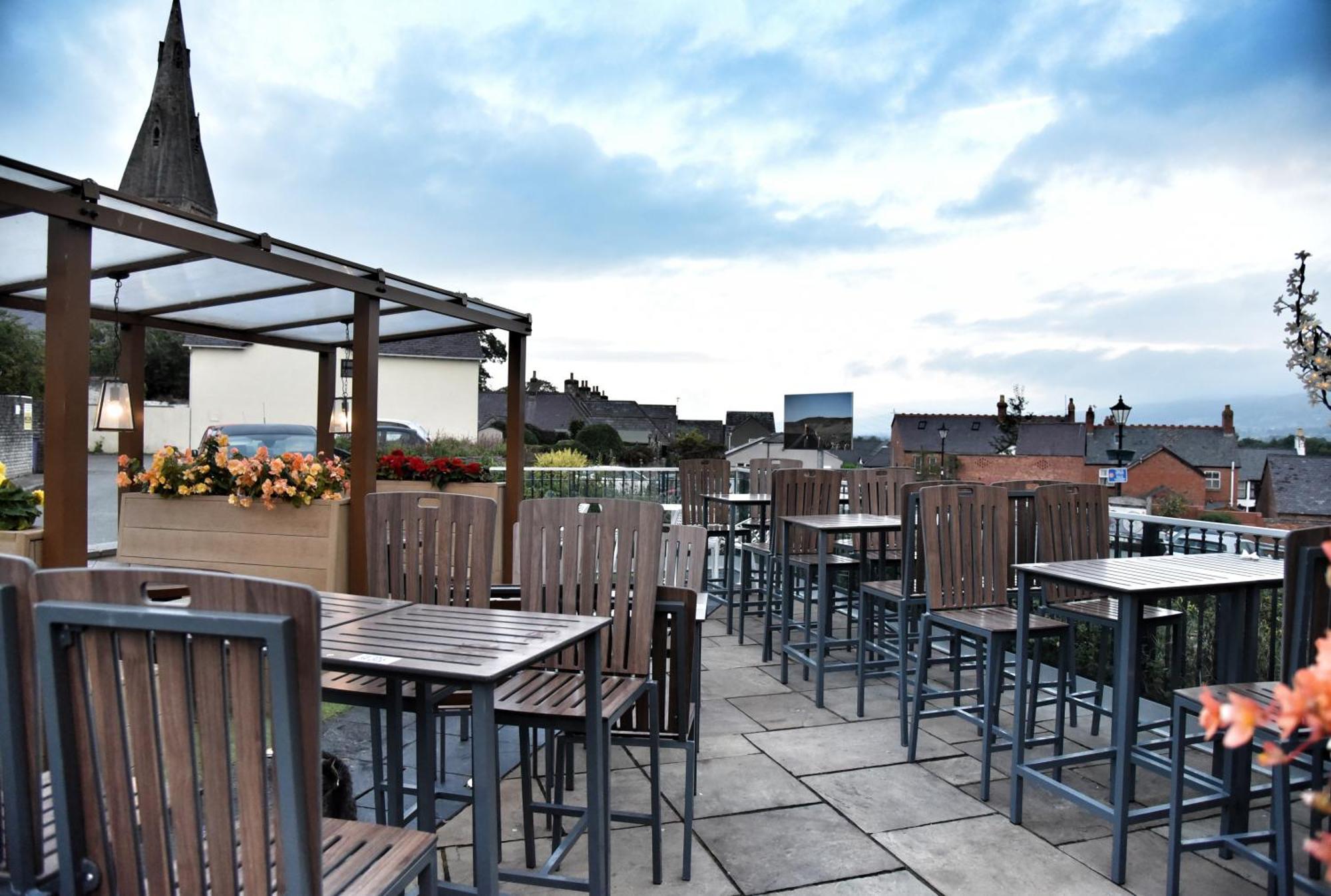 The Castle Hotel Wetherspoon Ruthin Zewnętrze zdjęcie