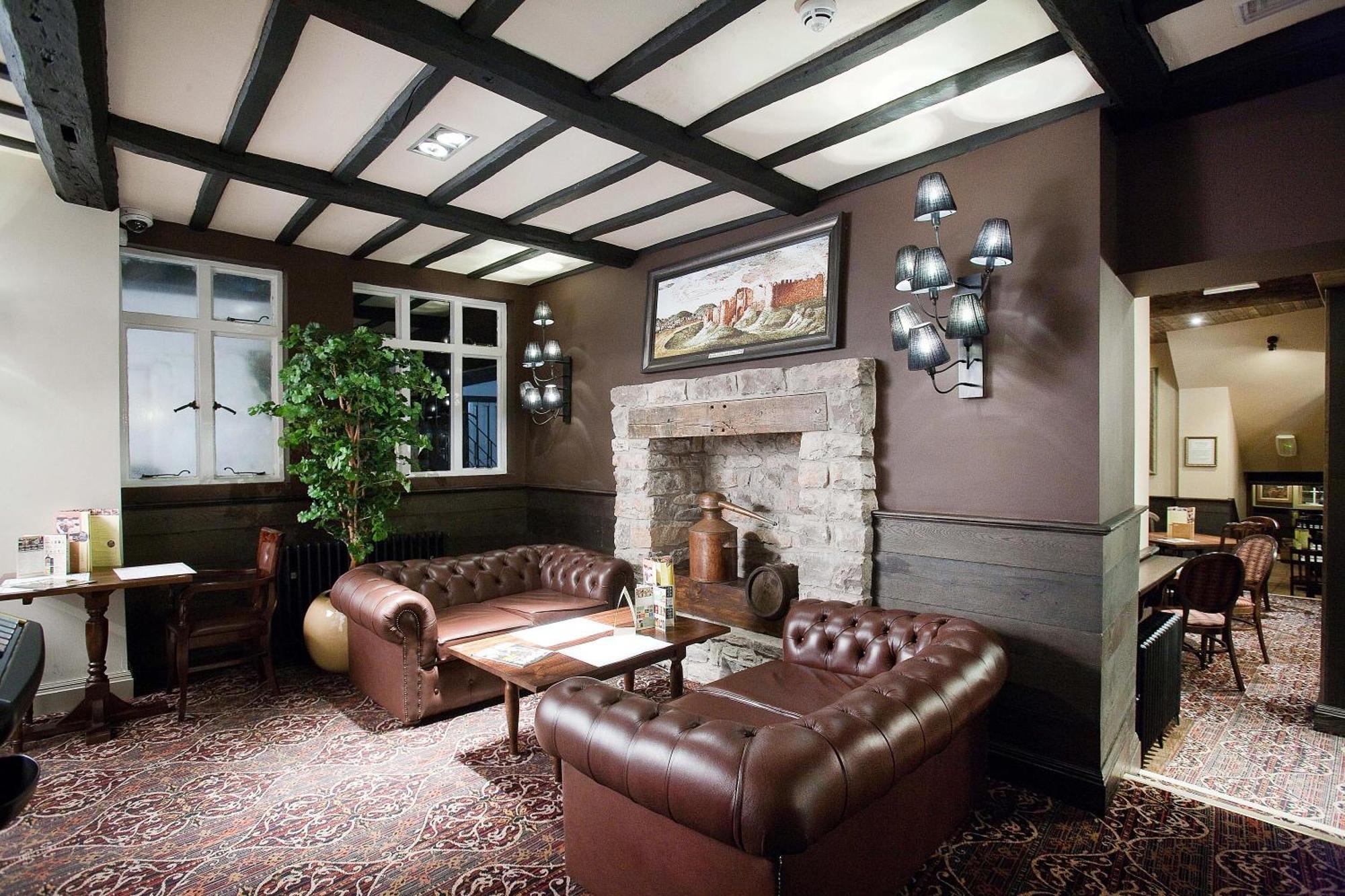 The Castle Hotel Wetherspoon Ruthin Zewnętrze zdjęcie