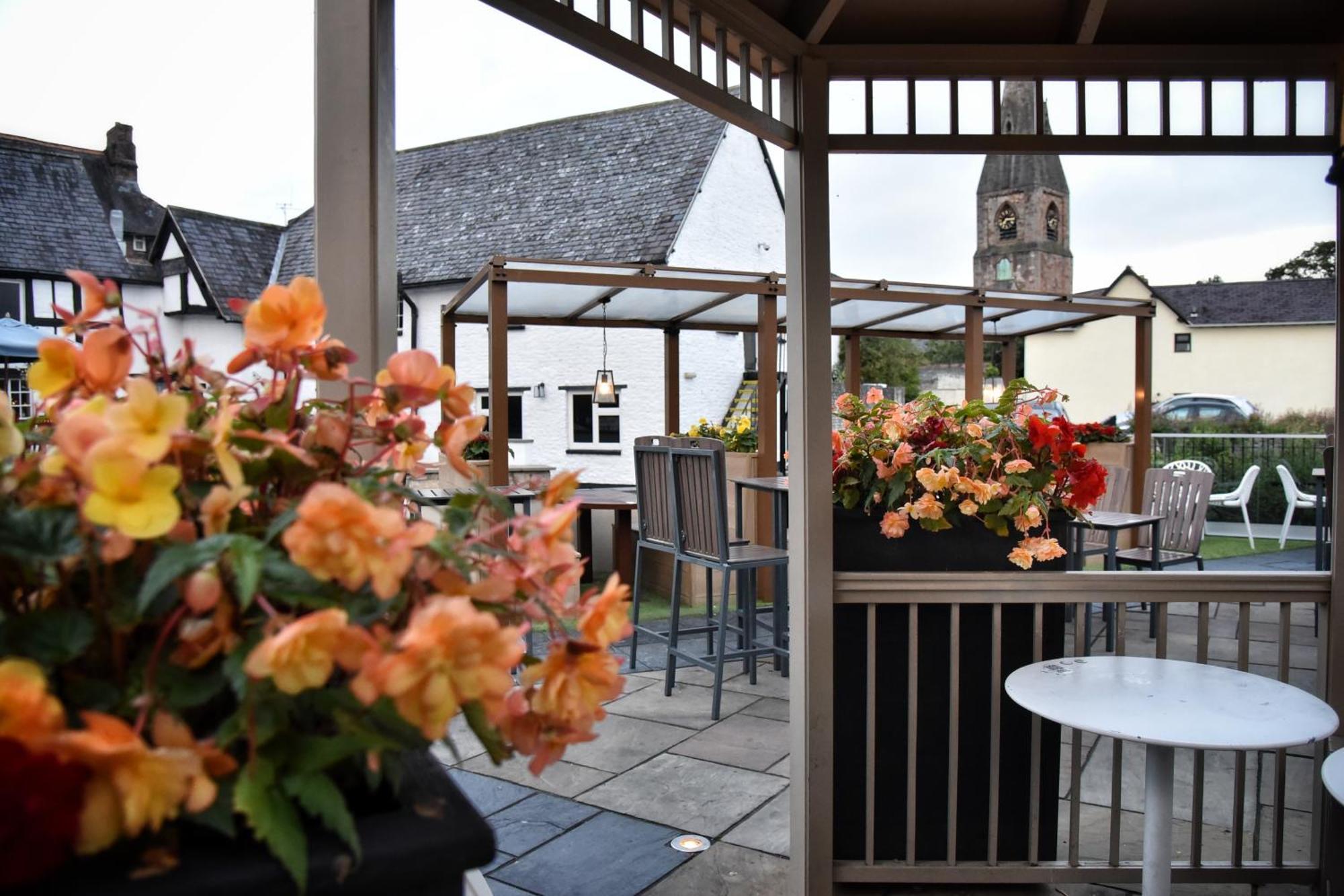 The Castle Hotel Wetherspoon Ruthin Zewnętrze zdjęcie
