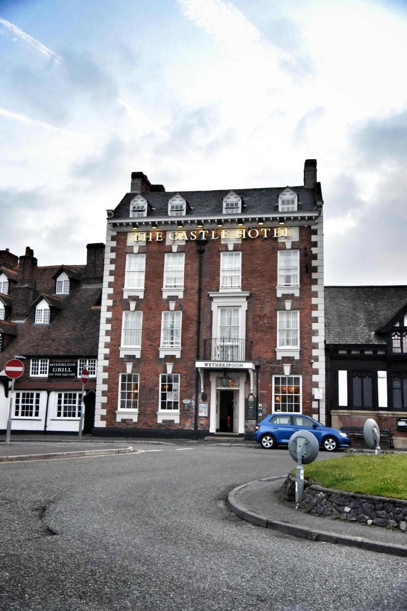 The Castle Hotel Wetherspoon Ruthin Zewnętrze zdjęcie